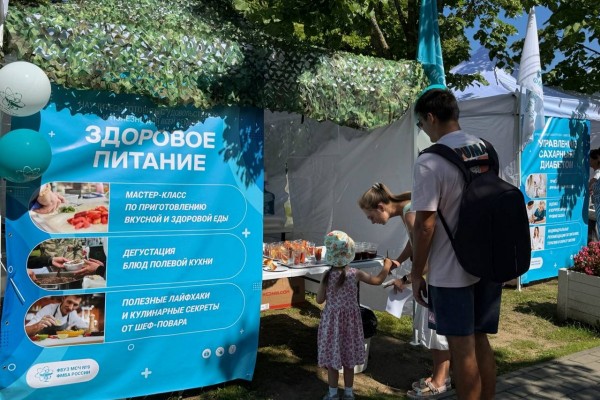 Медицинская помощь в День города в Дубне стала не просто доступной, а центральным элементом заботы о жителях.