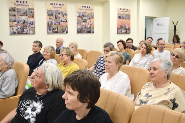 «Я только спросить»: В Дубне обсудили здоровье глаз с позиций доказательной медицины. 