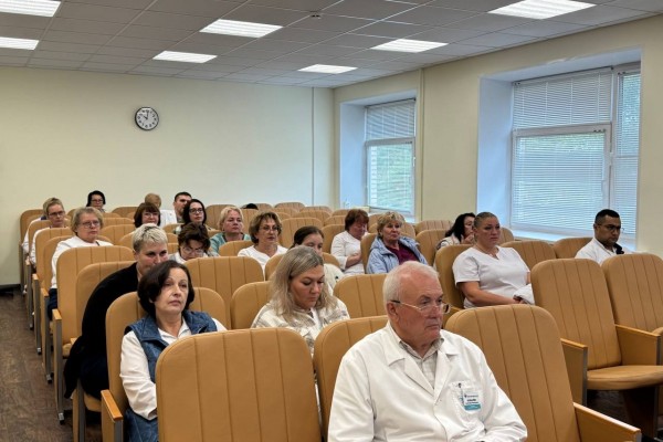 Современные стандарты в действии: вебинар по эпидемиологической безопасности прошёл для сотрудников МСЧ №9 ФМБА России