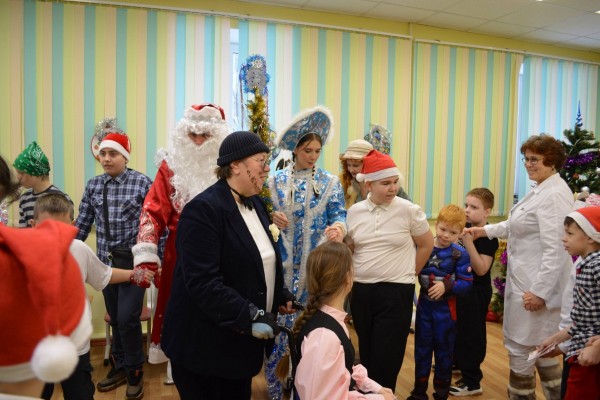 Когда сказка становится реальностью: медики МСЧ №9 в гостях у школы «Возможность»